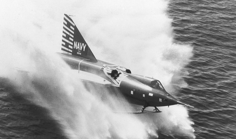 An XF2Y-1 Sea Dart lands after a test flight. This aircraf was lost on November 4, 1954, when Convair test pilot Charles E. Richbourg exceeded the airframe’s structural limitations. Richbourg was killed when the aircraft broke up. (US Navy)
