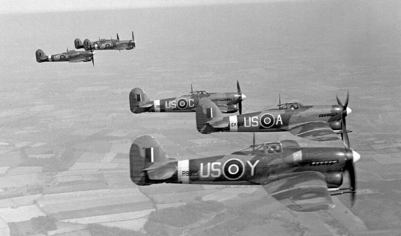 Hawker Typhoons of 56 Sqn in formation (Royal Air Force)