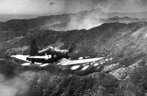 A Corsair launches rockets against ground targets during the Battle of Okinawa in 1945. (US Navy)