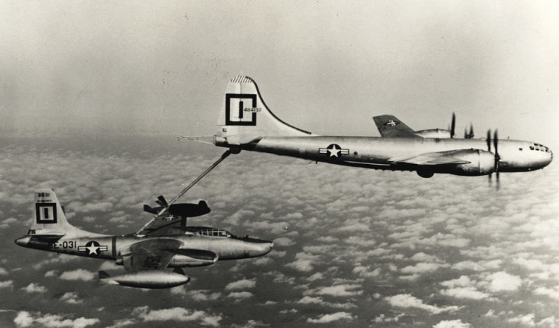 An RB-45 Tornado is refueled by a KB-29 tanker. (US Air Force)