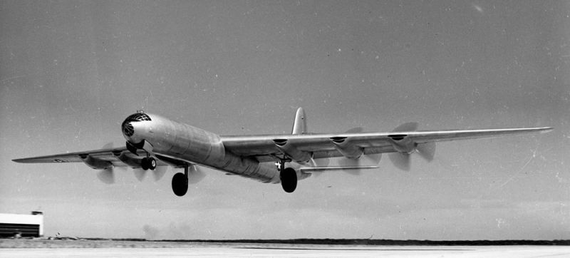 A prototype Convair XB-36 takes off. The massive single main wheels were later replaced by four smaller wheels after causing damage to runways. (US Air force)