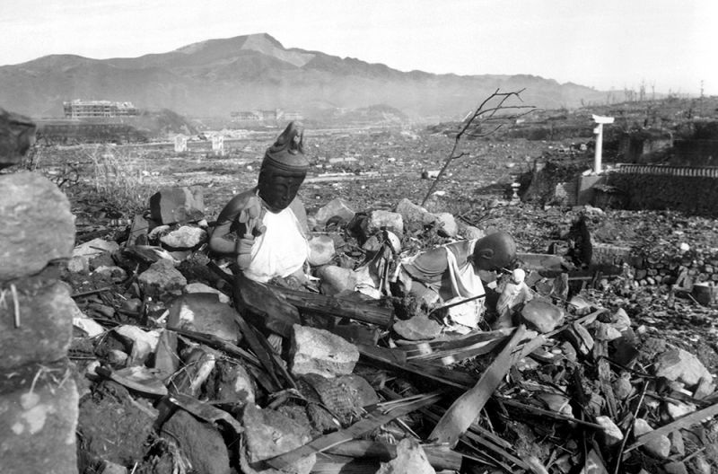 “Like a graveyard with not a tombstone standing.” The devastation of Nagasaki, six weeks after the bombing. (US Marine Corps)