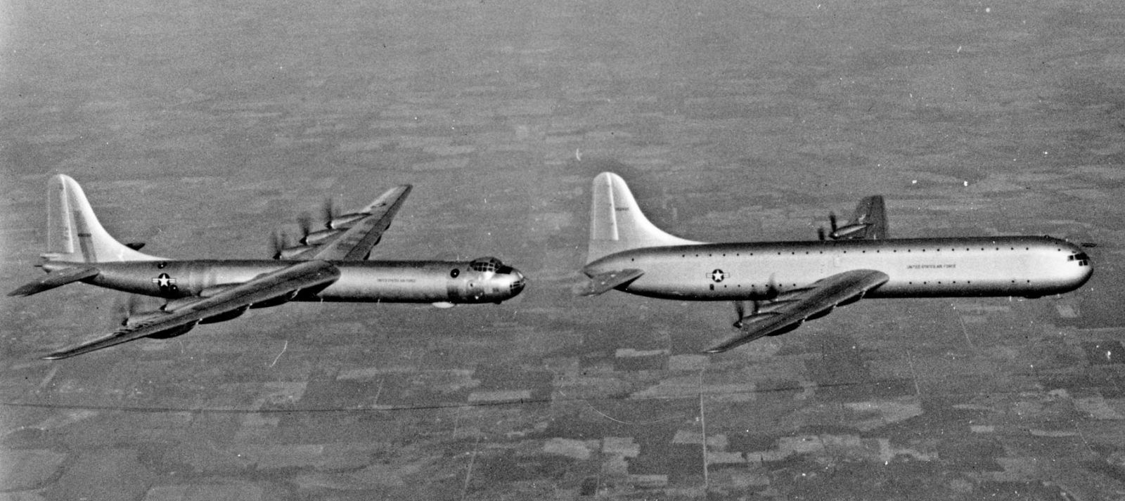 A B-36 and the cargo carrying variant XC-99 in flight. Only a single XC-99 was built. (US Air Force)