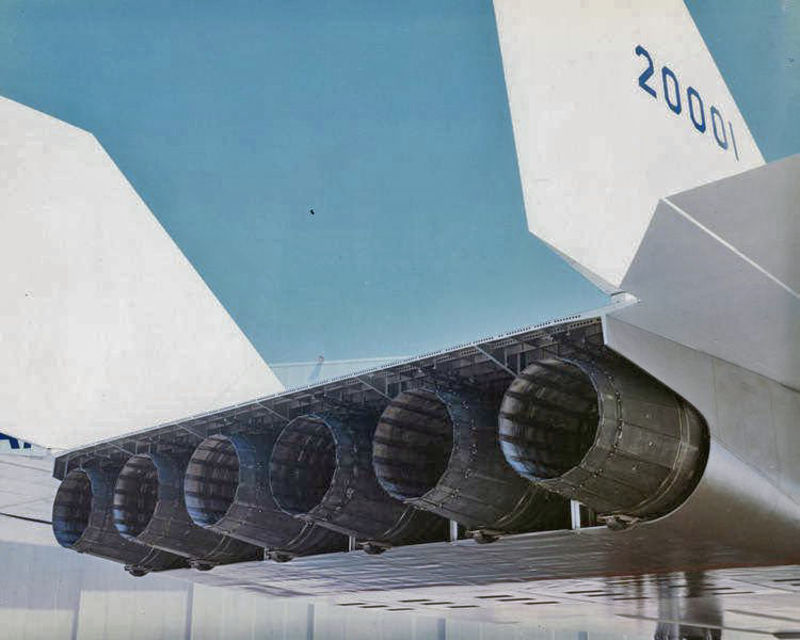 The “six pack,” six afterburning GE turbojets at the back of the Valkyrie. (Author unknown)