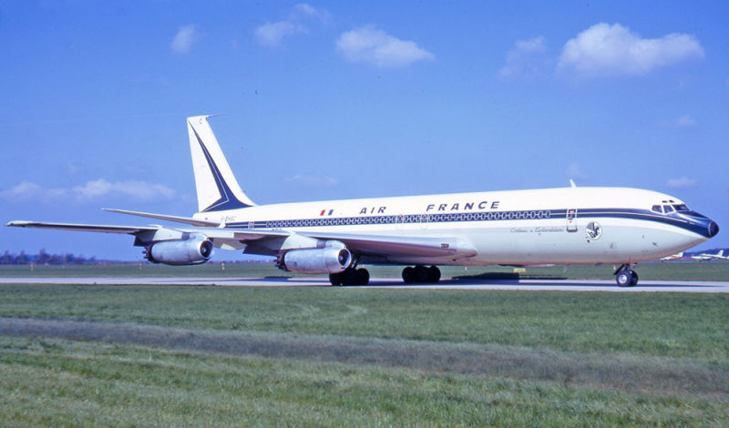 An Air France Boeing 707–328 at Hannover-Langenhagen Airport in 1972 (Ralf Manteufel)