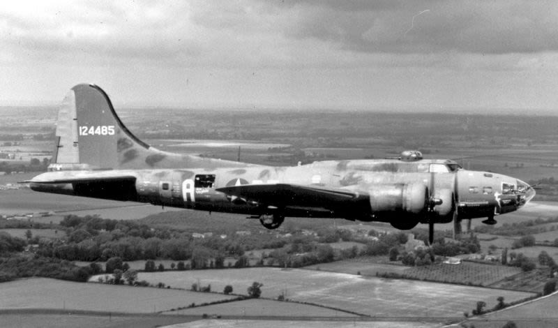 Boeing B-17 Flying Fortress Memphis Belle photographed during her return flight to the United States in 1943 after successfully completing 25 missions (US Air Force)