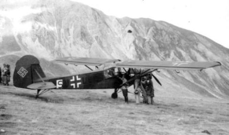 The Storch flown to rescue Benito Mussolini (Deutsches Bundesarchiv)