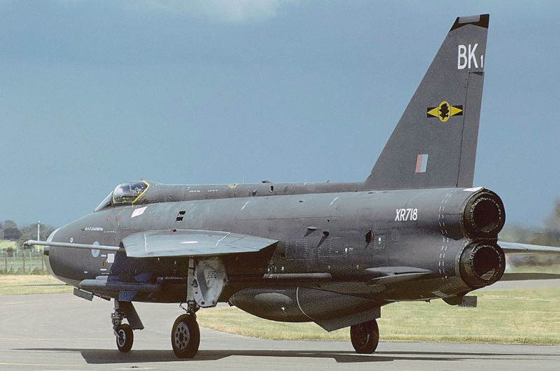 A Lightning F3, showing the unique stacked arrangement of the two Avon engines