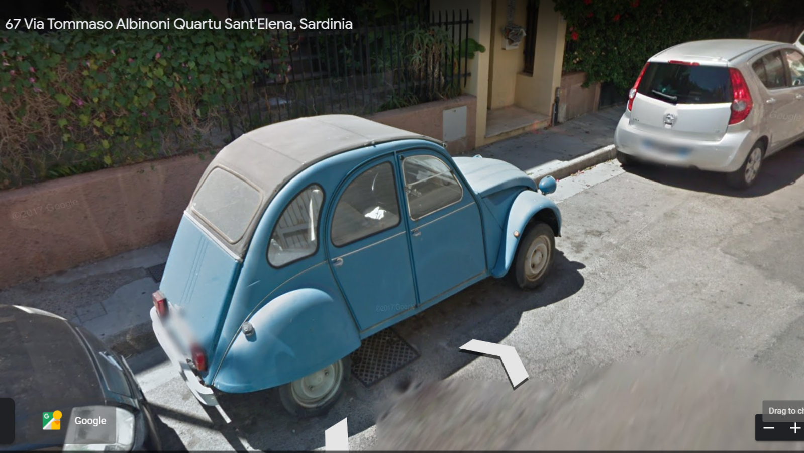 Illustration for article titled Lets go Carspotting in Google Earth: Sardinia Edition